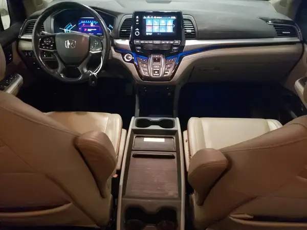 5FNRL6H95JB067474 2018 HONDA ODYSSEY - Image 8