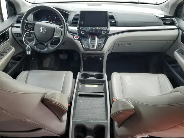 5FNRL6H95JB097655 2018 HONDA ODYSSEY - Image 8