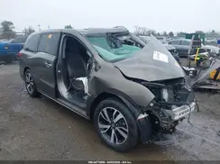 5FNRL6H95JB107603 2018 HONDA ODYSSEY