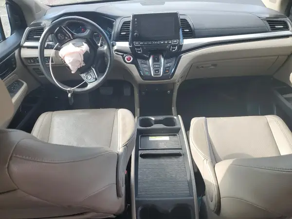 5FNRL6H95JB111988 2018 HONDA ODYSSEY - Image 8