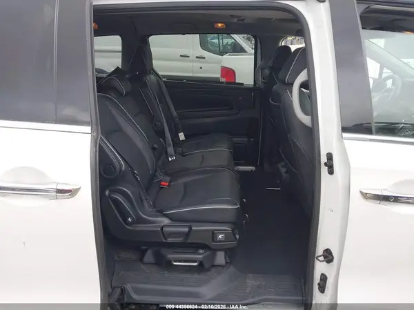 5FNRL6H95MB008090 2021 HONDA ODYSSEY - Image 8