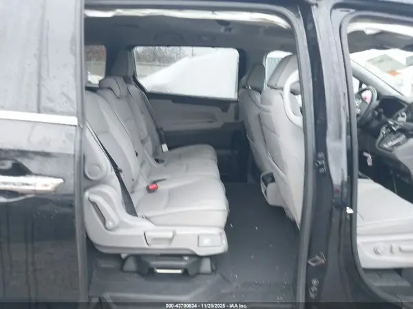 5FNRL6H95NB039566 2022 HONDA ODYSSEY - Image 8