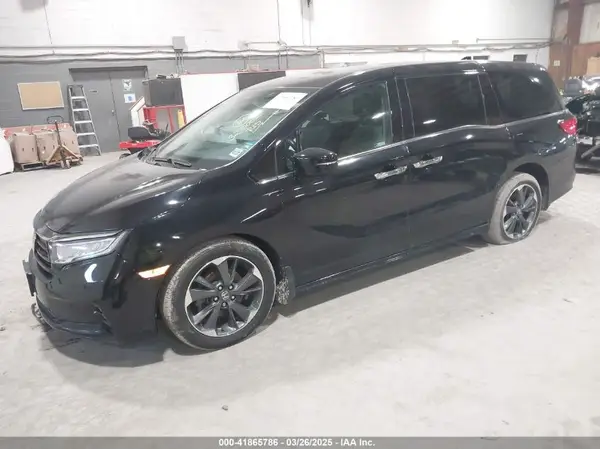5FNRL6H95PB016114 2023 HONDA ODYSSEY - Image 2