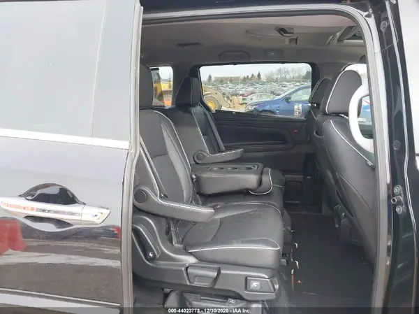 5FNRL6H95PB024391 2023 HONDA ODYSSEY - Image 8