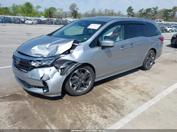 5FNRL6H95PB049694 2023 HONDA ODYSSEY - Image 2