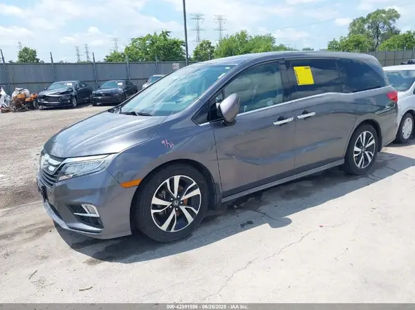 5FNRL6H96JB010877 2018 HONDA ODYSSEY - Image 2