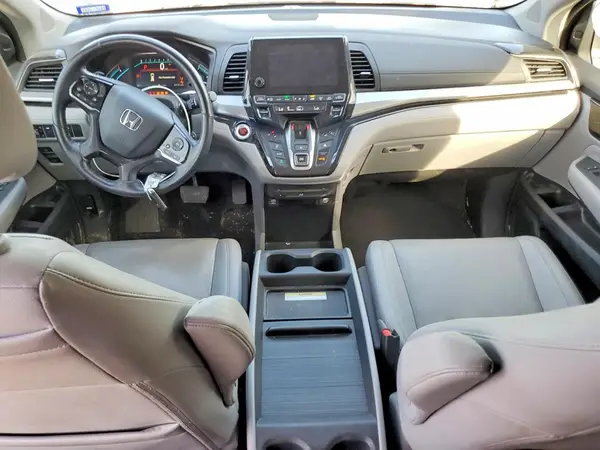 5FNRL6H96JB029056 2018 HONDA ODYSSEY - Image 8