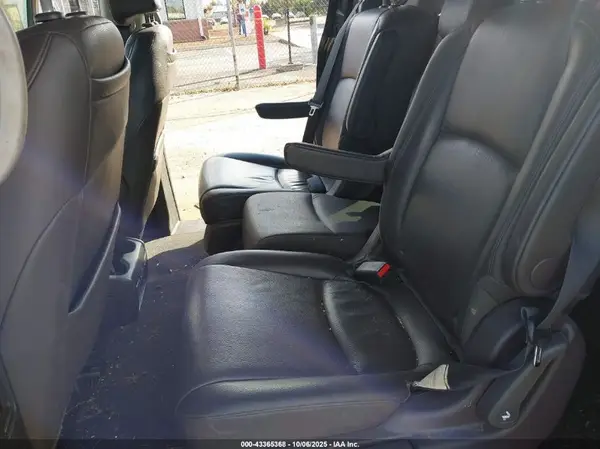 5FNRL6H96JB047606 2018 HONDA ODYSSEY - Image 8