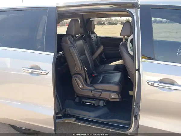 5FNRL6H96JB062025 2018 HONDA ODYSSEY - Image 8