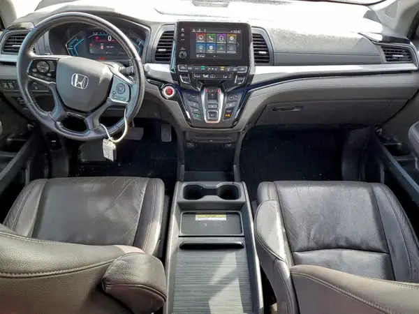 5FNRL6H96JB068102 2018 HONDA ODYSSEY - Image 8