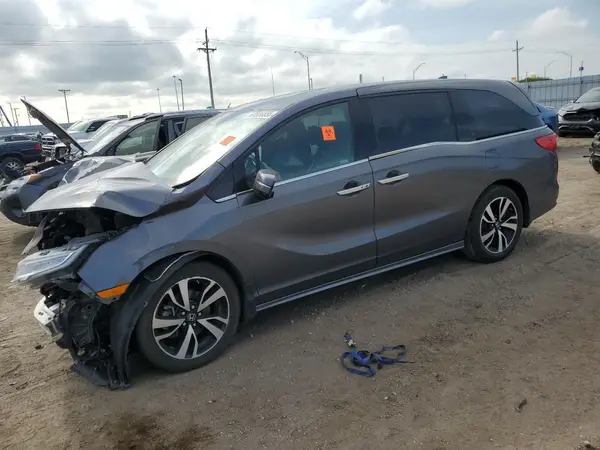 5FNRL6H96JB068519 2018 HONDA ODYSSEY - Image 1