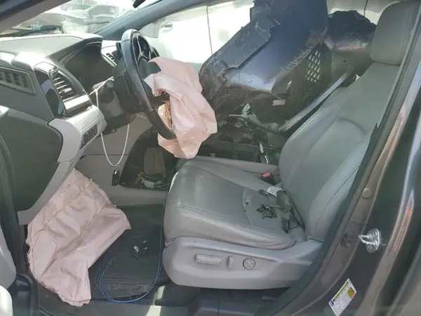 5FNRL6H96JB068519 2018 HONDA ODYSSEY - Image 7