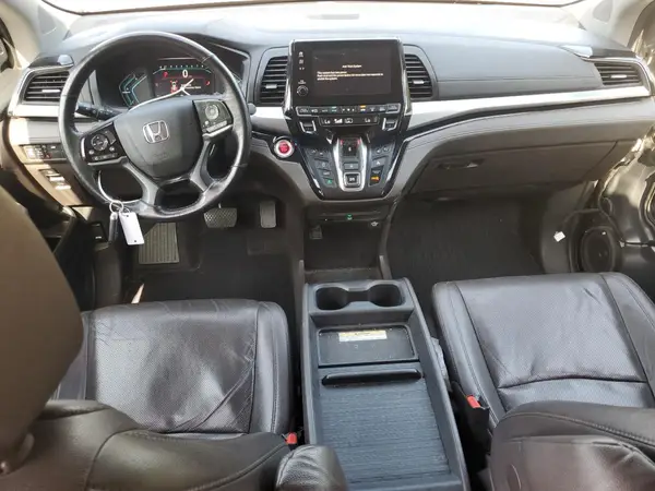 5FNRL6H96JB069444 2018 HONDA ODYSSEY - Image 8