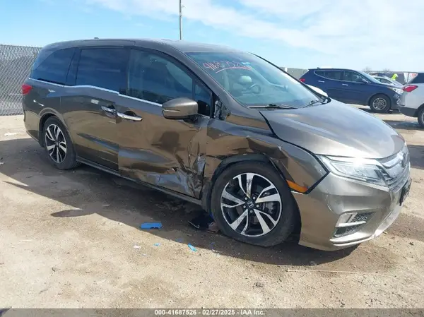 5FNRL6H96JB069458 2018 HONDA ODYSSEY - Image 1
