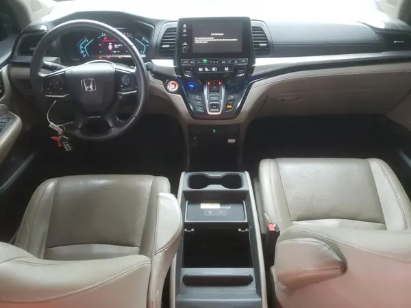 5FNRL6H96JB096658 2018 HONDA ODYSSEY - Image 8