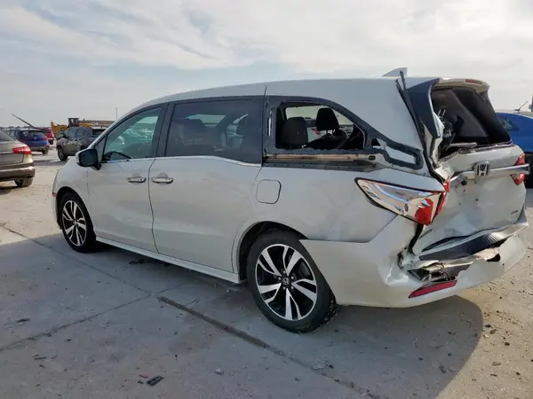 5FNRL6H96JB098815 2018 HONDA ODYSSEY - Image 2
