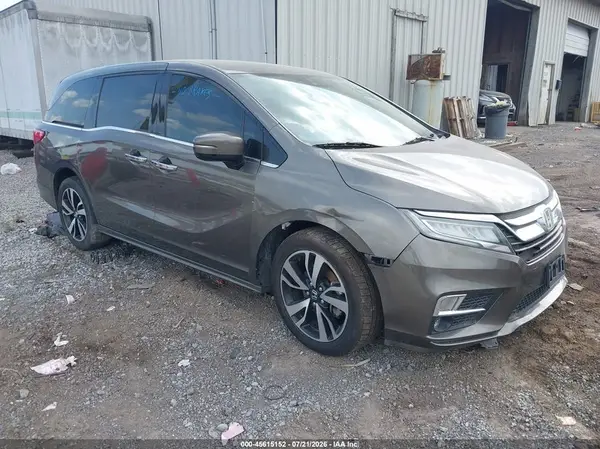 5FNRL6H96JB107612 2018 HONDA ODYSSEY - Image 1