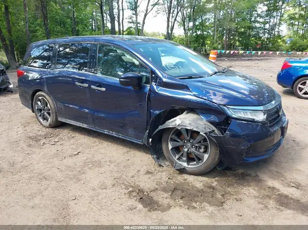 5FNRL6H96NB043724 2022 HONDA ODYSSEY - Image 1
