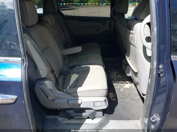5FNRL6H96NB043724 2022 HONDA ODYSSEY - Image 8