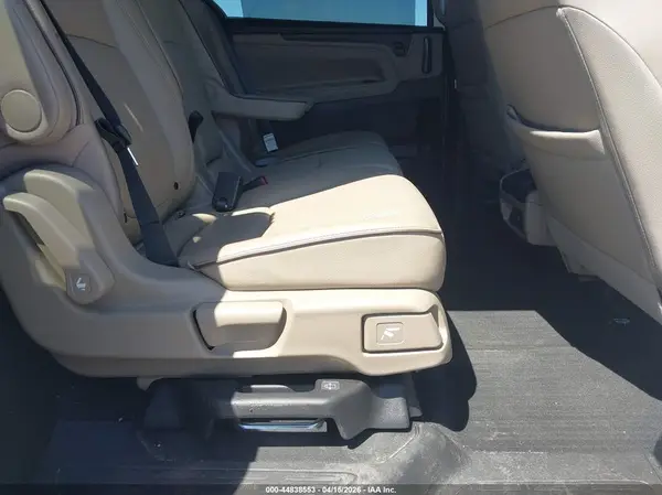 5FNRL6H96NB057333 2022 HONDA ODYSSEY - Image 8