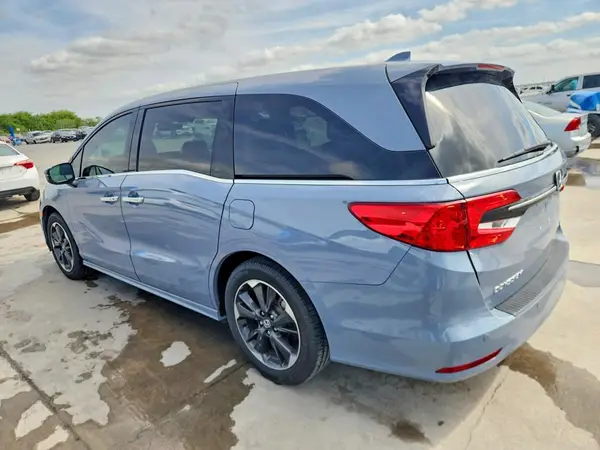 5FNRL6H96PB045850 2023 HONDA ODYSSEY - Image 2