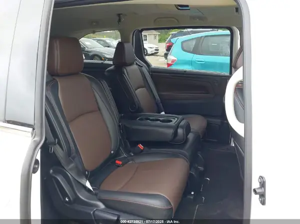 5FNRL6H96SB020228 2025 HONDA ODYSSEY - Image 8