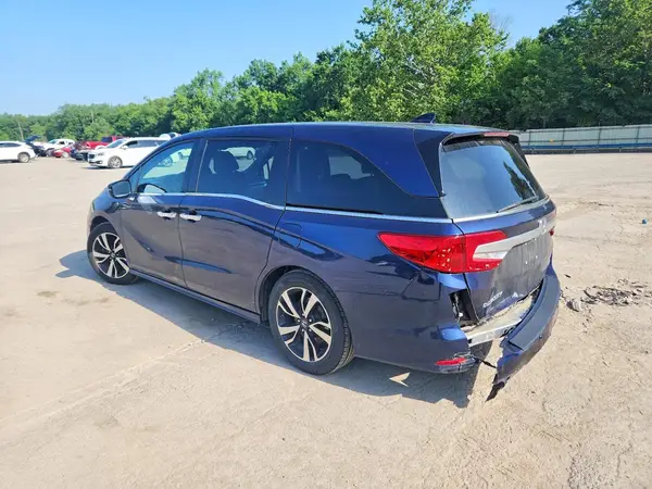 5FNRL6H97JB002450 2018 HONDA ODYSSEY - Image 2