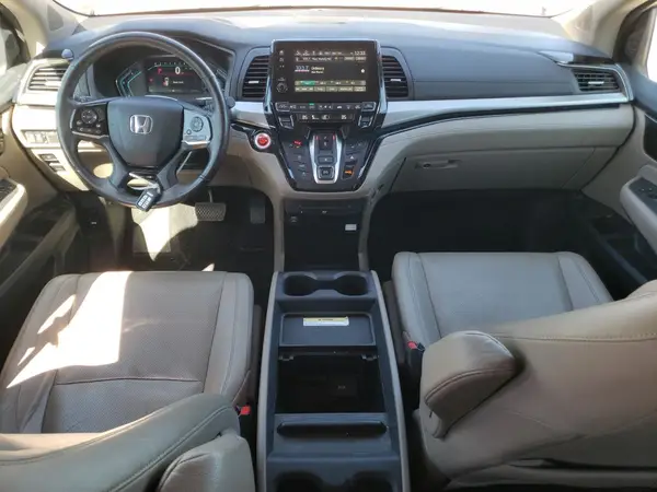 5FNRL6H97JB006627 2018 HONDA ODYSSEY - Image 8