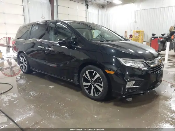 5FNRL6H97JB007521 2018 HONDA ODYSSEY - Image 1