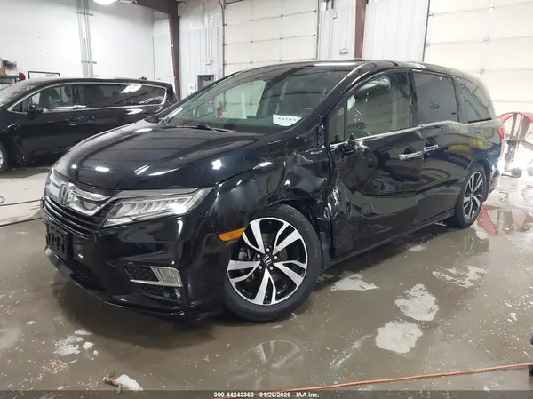 5FNRL6H97JB007521 2018 HONDA ODYSSEY - Image 2