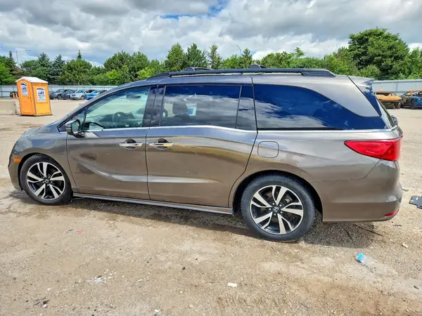 5FNRL6H97JB014937 2018 HONDA ODYSSEY - Image 2