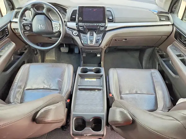 5FNRL6H97JB014937 2018 HONDA ODYSSEY - Image 8