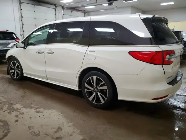 5FNRL6H97JB024321 2018 HONDA ODYSSEY - Image 2