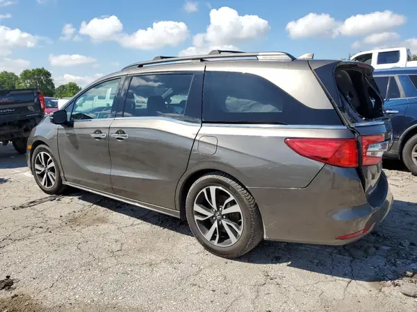5FNRL6H97JB050224 2018 HONDA ODYSSEY - Image 2