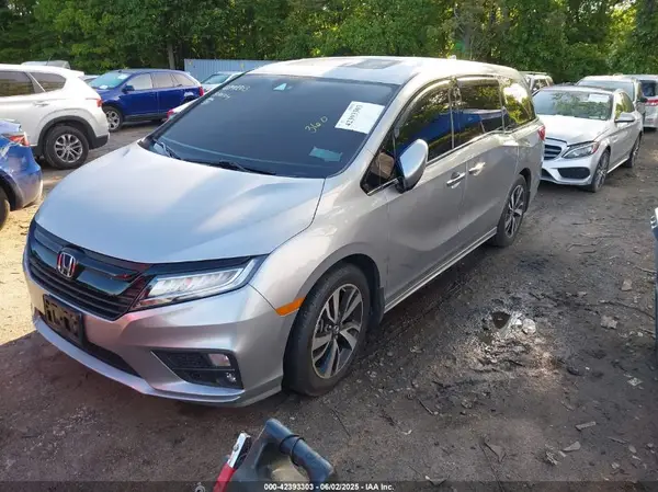 5FNRL6H97JB051048 2018 HONDA ODYSSEY - Image 2