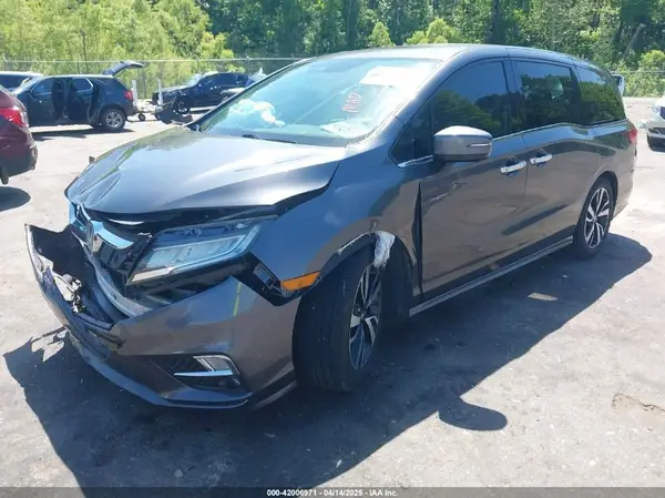 5FNRL6H97JB072241 2018 HONDA ODYSSEY - Image 2