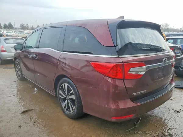 5FNRL6H97JB074068 2018 HONDA ODYSSEY - Image 2