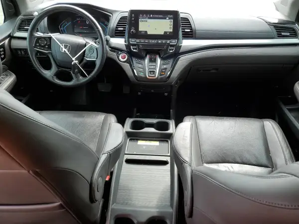 5FNRL6H97JB078069 2018 HONDA ODYSSEY - Image 8