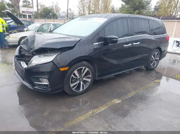 5FNRL6H97JB092747 2018 HONDA ODYSSEY - Image 2