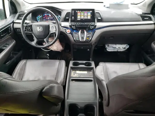 5FNRL6H97JB109322 2018 HONDA ODYSSEY - Image 8