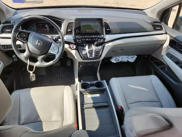 5FNRL6H97JB110597 2018 HONDA ODYSSEY - Image 8