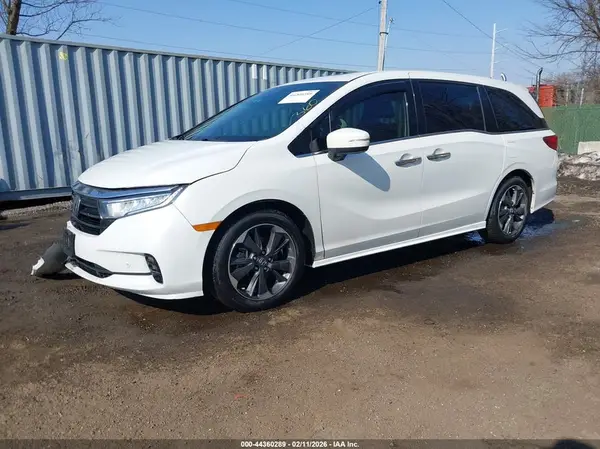 5FNRL6H97PB018415 2023 HONDA ODYSSEY - Image 2
