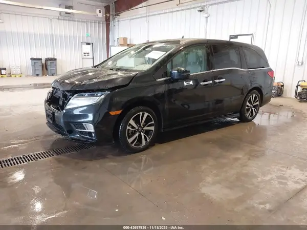 5FNRL6H98JB004045 2018 HONDA ODYSSEY - Image 2