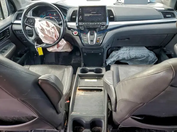5FNRL6H98JB012100 2018 HONDA ODYSSEY - Image 8