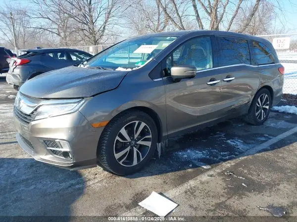 5FNRL6H98JB019693 2018 HONDA ODYSSEY - Image 2