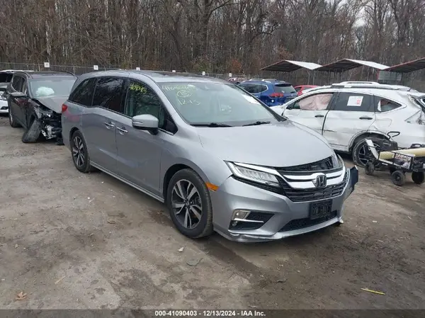 5FNRL6H98JB023680 2018 HONDA ODYSSEY - Image 1