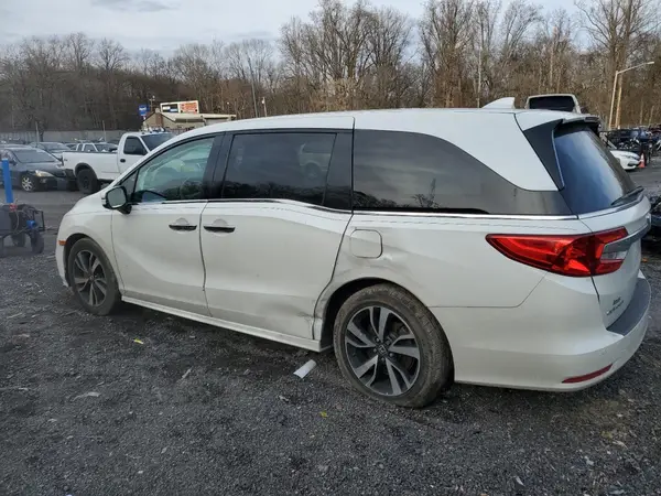 5FNRL6H98JB027616 2018 HONDA ODYSSEY - Image 2