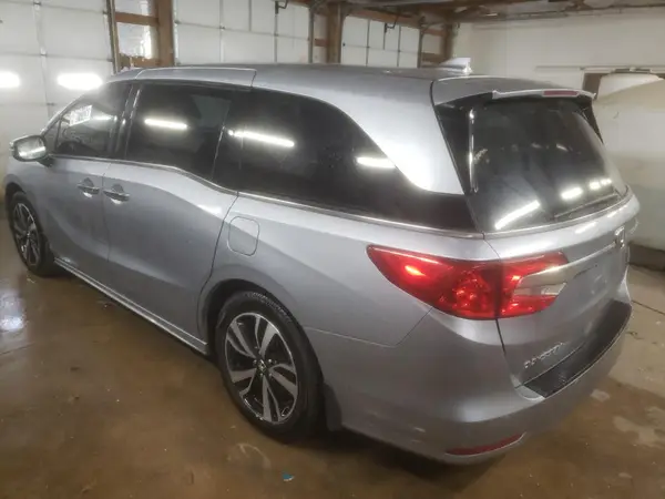 5FNRL6H98JB057618 2018 HONDA ODYSSEY - Image 2