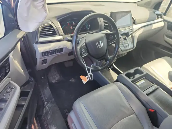 5FNRL6H98JB061104 2018 HONDA ODYSSEY - Image 8
