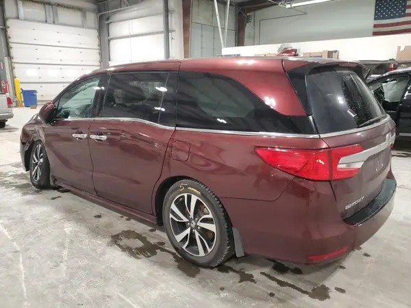 5FNRL6H98JB068862 2018 HONDA ODYSSEY - Image 2